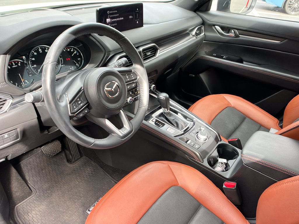 Used 2024 MAZDA CX-5 Carbon Edition AWD/4WD image 10