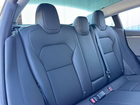 Used 2024 Tesla Model 3 Long Range image 43