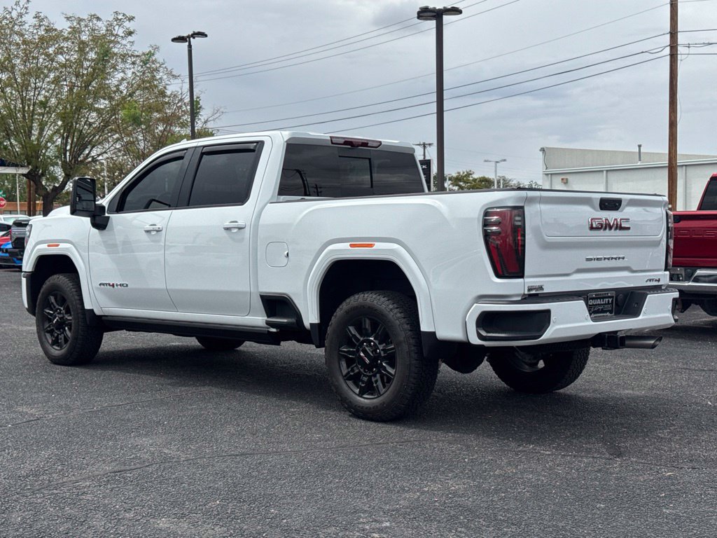 Used 2025 GMC Sierra 2500 AT4 w/ AT4 Premium Plus Package AWD/4WD image 5