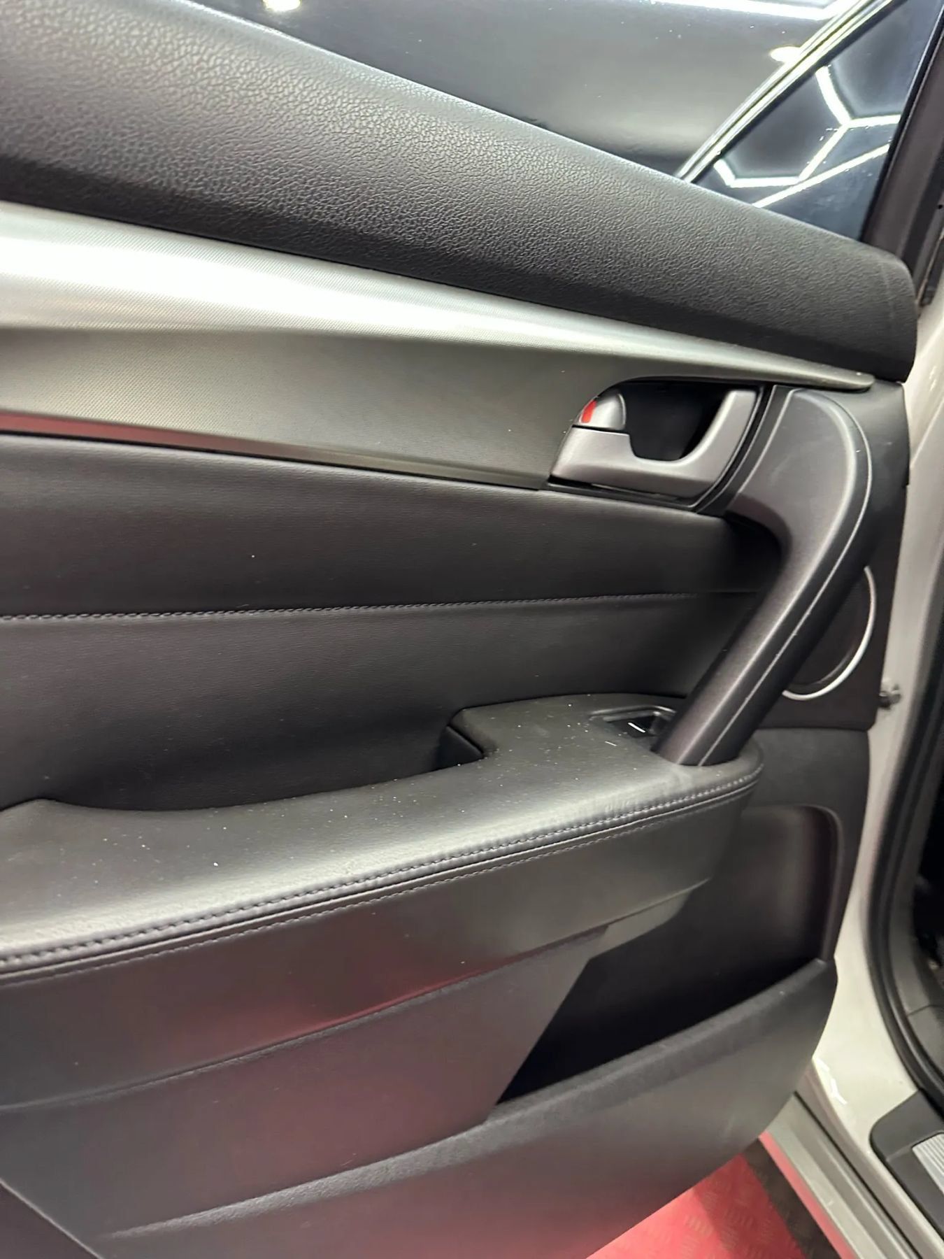 Used 2011 Acura TL w/ Technology Package FWD image 18