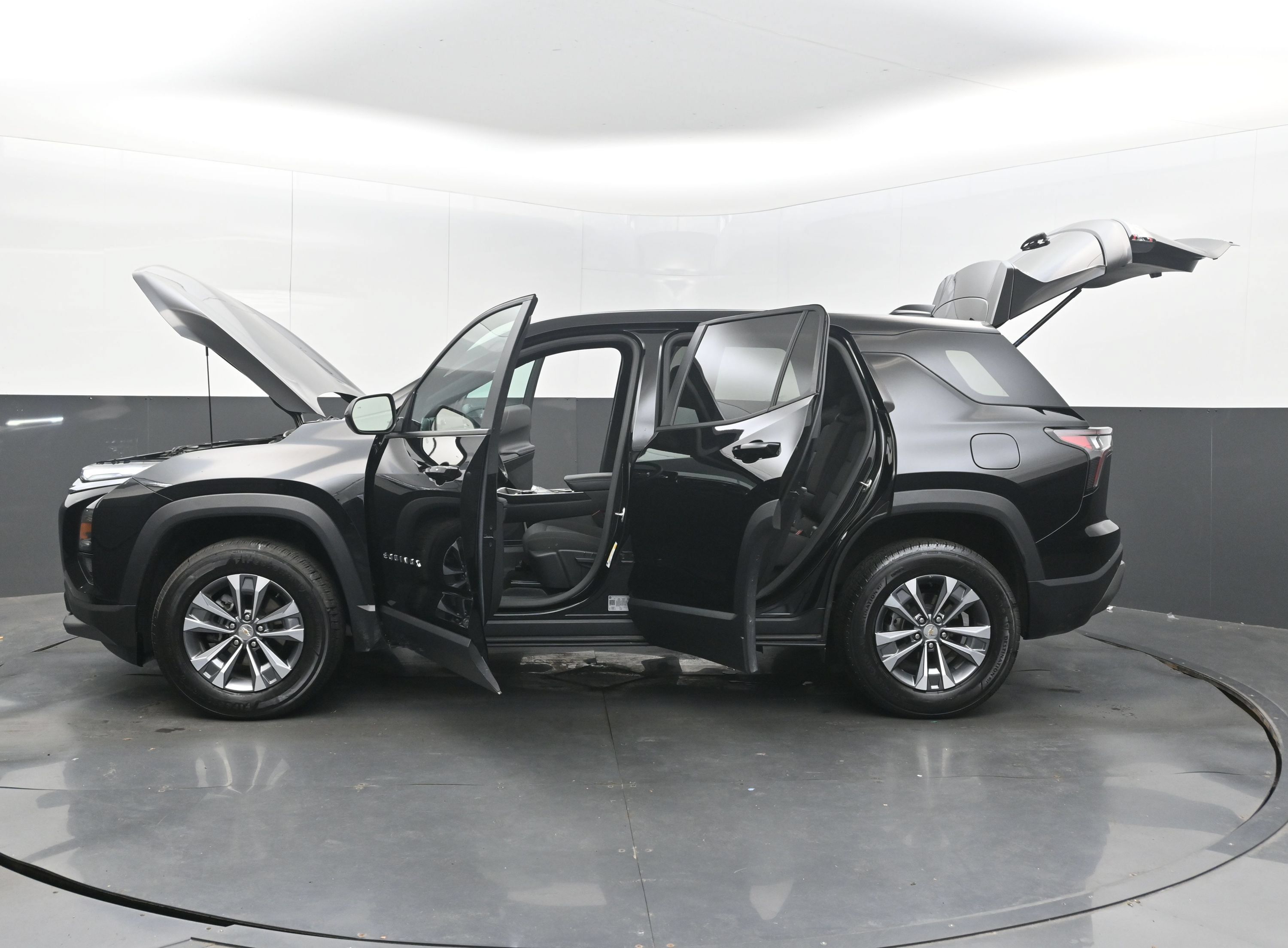 Used 2026 Chevrolet Equinox LT FWD image 46