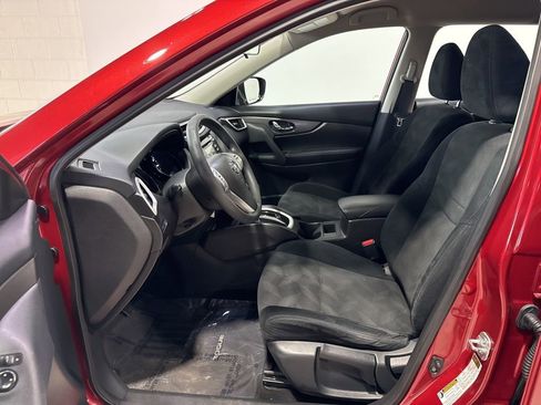 Used 2016 Nissan Rogue S AWD/4WD image 18