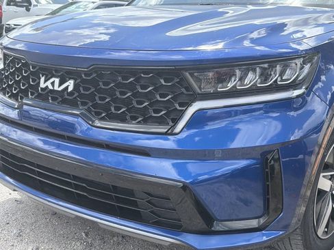 Certified 2023 Kia Sorento S w/ Panoramic Sunroof Package FWD image 9