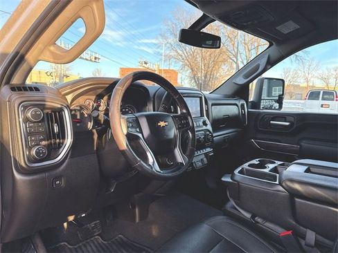 Used 2021 Chevrolet Silverado 2500 LTZ image 10