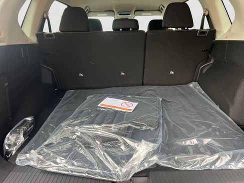 New 2026 Nissan Rogue SV FWD image 5