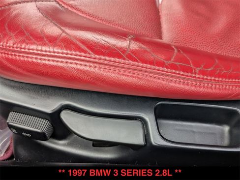 Used 1997 BMW Z3 2.8 image 16