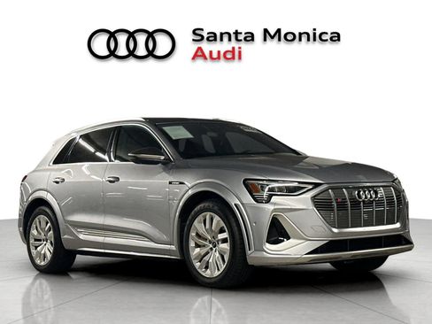 Certified 2023 Audi e-tron S Premium Plus AWD/4WD image 9