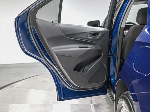 Used 2023 Chevrolet Equinox LT image 25