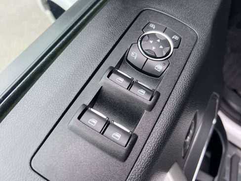 Used 2020 Ford F150 Lariat AWD/4WD image 24