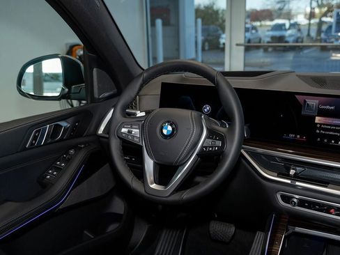 Used 2026 BMW X5 xDrive40i AWD/4WD image 39