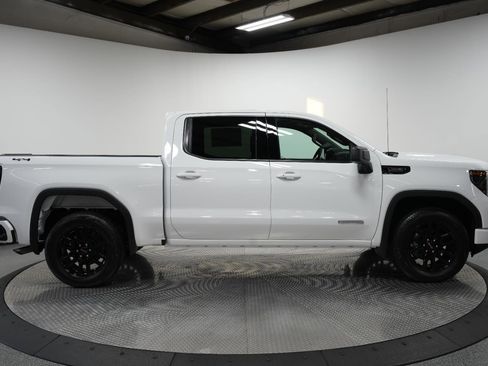 New 2026 GMC Sierra 1500 Elevation image 9
