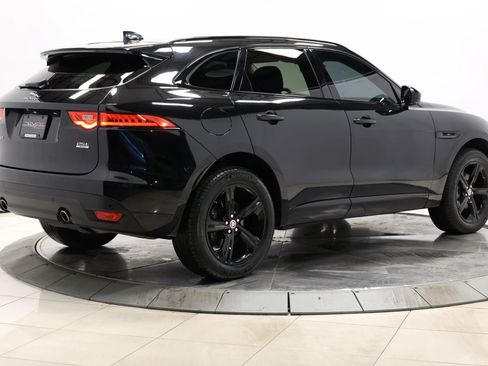 Used 2020 Jaguar F-PACE Checkered Flag image 4