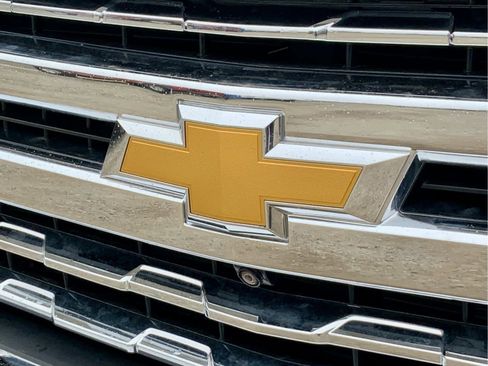 Used 2021 Chevrolet Silverado 1500 LTZ w/ LTZ Premium Package image 19