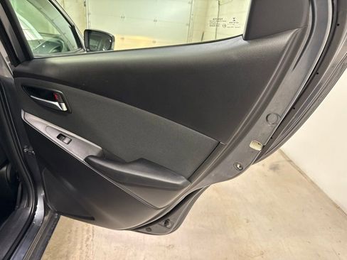 Used 2017 Toyota Yaris iA FWD image 32