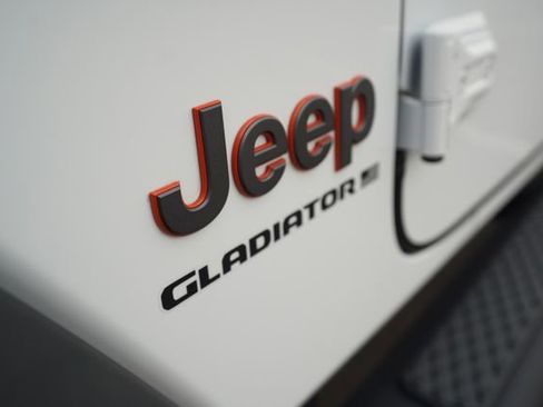 Used 2023 Jeep Gladiator Mojave w/ Trailer Tow Package image 37