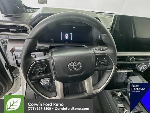 Used 2026 Toyota 4Runner TRD Off-Road Premium AWD/4WD image 14
