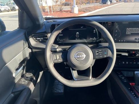 New 2026 Nissan Kicks SR AWD/4WD image 16