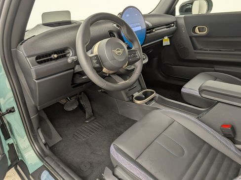 New 2026 MINI Cooper S image 4