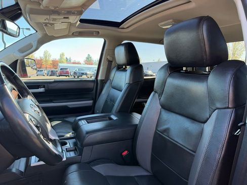 Used 2019 Toyota Tundra Limited w/ Limited Premium Package image 16