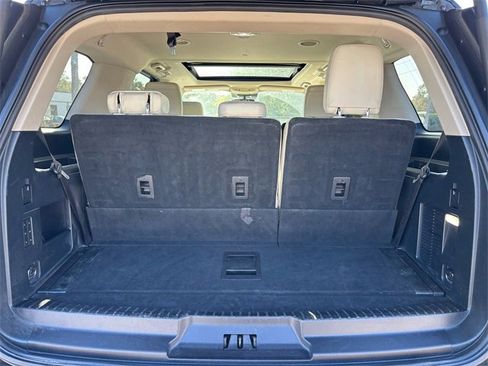 Used 2021 Ford Expedition Platinum image 17