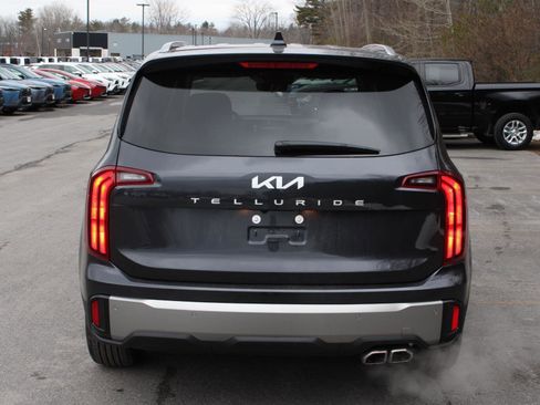 New 2025 Kia Telluride S image 6