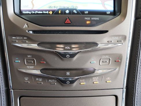 Used 2014 Lincoln MKX FWD w/ Equipment Group 102A image 20