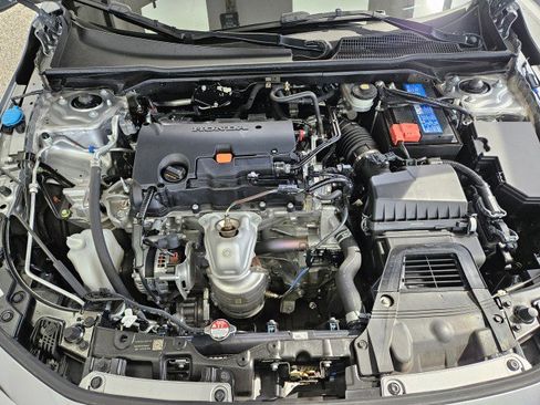 Used 2023 Honda Civic Sport image 7