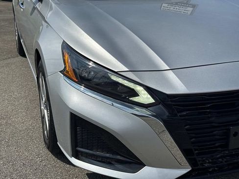 Used 2023 Nissan Altima 2.5 S image 10