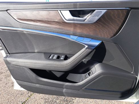 Used 2023 Audi A6 Premium Plus image 29