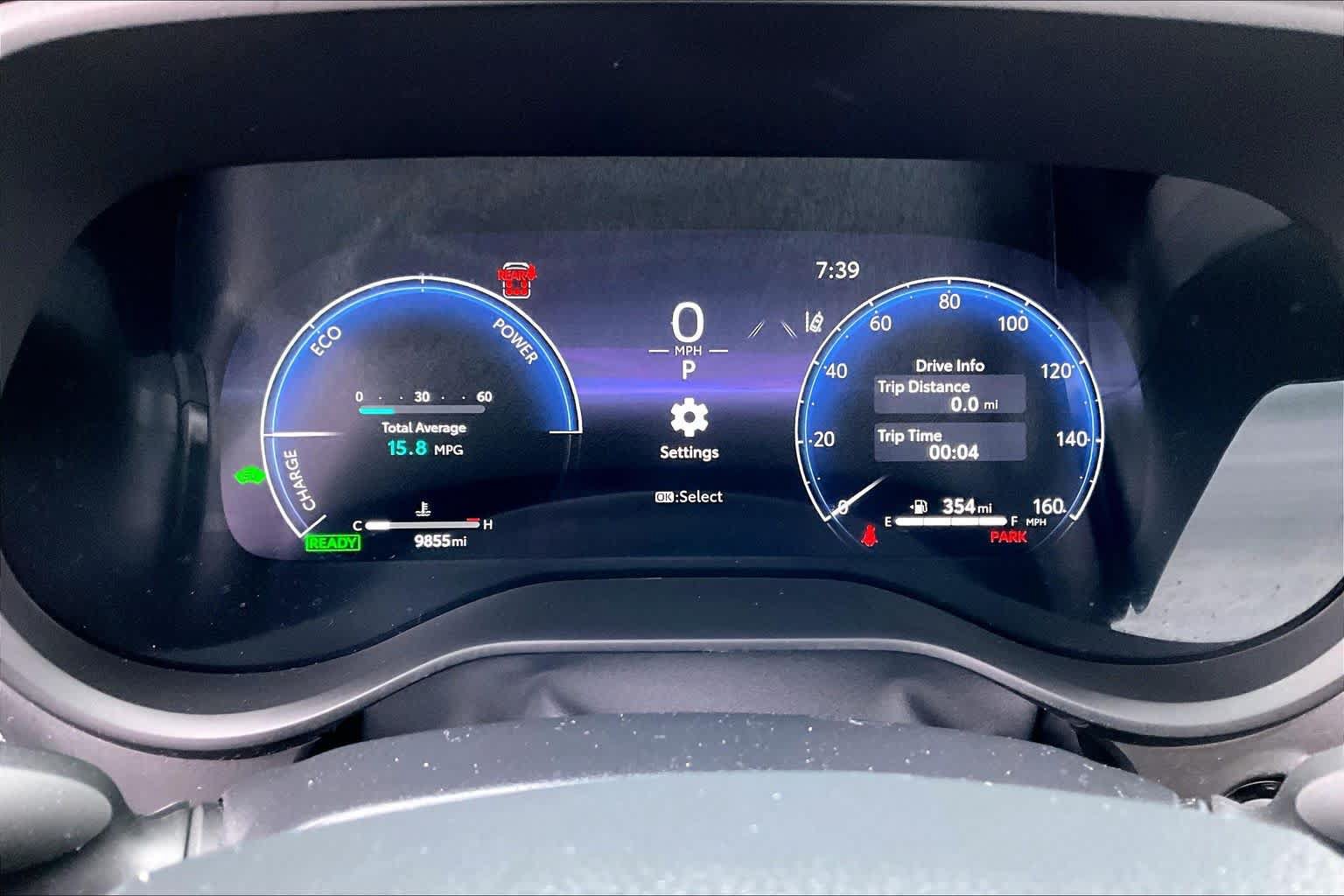 Used 2025 Toyota Sienna XSE FWD image 24
