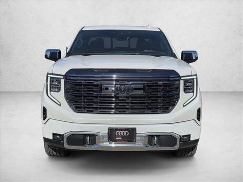 Used 2024 GMC Sierra 1500 Denali Ultimate image 2