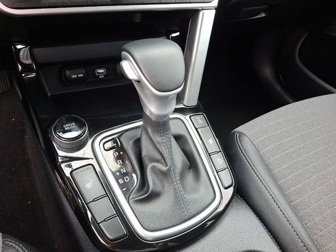 Used 2023 Kia Seltos S AWD/4WD image 4