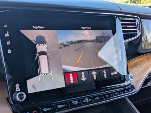 Used 2024 Jeep Grand Wagoneer L Series III image 32