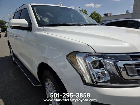 Used 2020 Ford Expedition XLT w/ Equipment Group 202A RWD image 4
