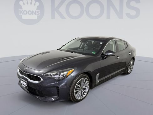 Used 2019 Kia Stinger Premium image 1