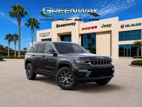 New 2025 Jeep Grand Cherokee Limited RWD image 5