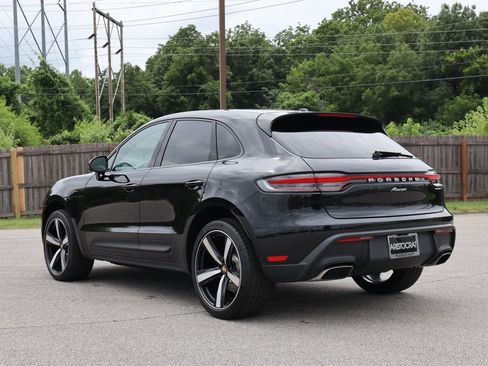 New 2025 Porsche Macan image 3