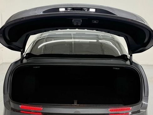 Used 2025 Lucid Air Touring image 40