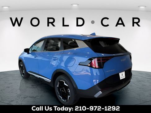 Used 2026 Kia Sportage EX AWD/4WD image 5