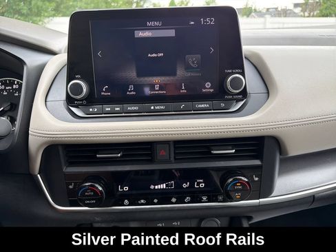 Used 2025 Nissan Rogue SV w/ SV Premium Package FWD image 21