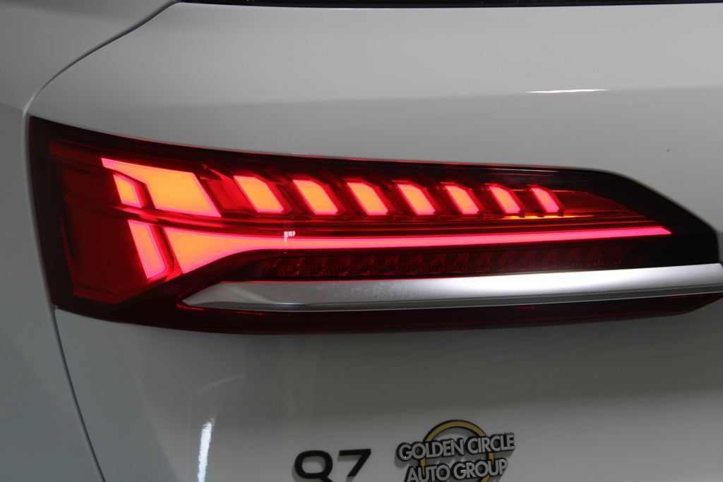 Used 2025 Audi Q7 3.0T Premium Plus AWD/4WD image 49