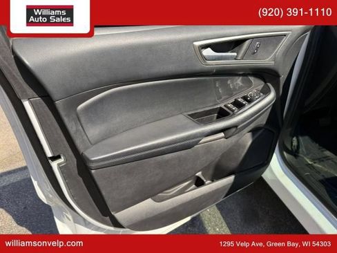 Used 2017 Ford Edge SEL w/ Equipment Group 201A AWD/4WD image 11