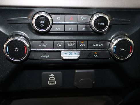 Used 2025 Ford F150 XLT w/ Equipment Group 301A Standard image 45