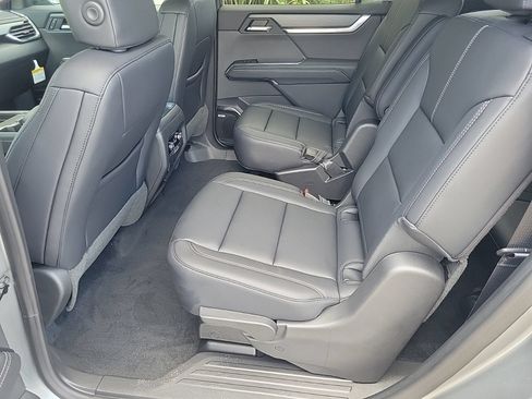 New 2026 GMC Acadia Elevation w/ Elevation Premium Package FWD image 10