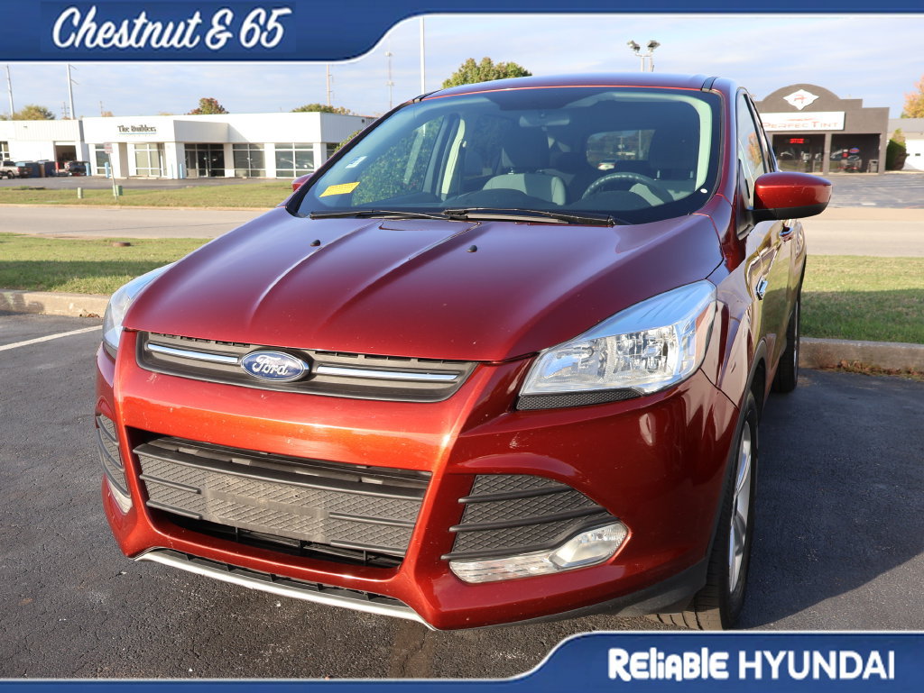 Used 2016 Ford Escape SE w/ SE Cold Weather Package FWD image 9