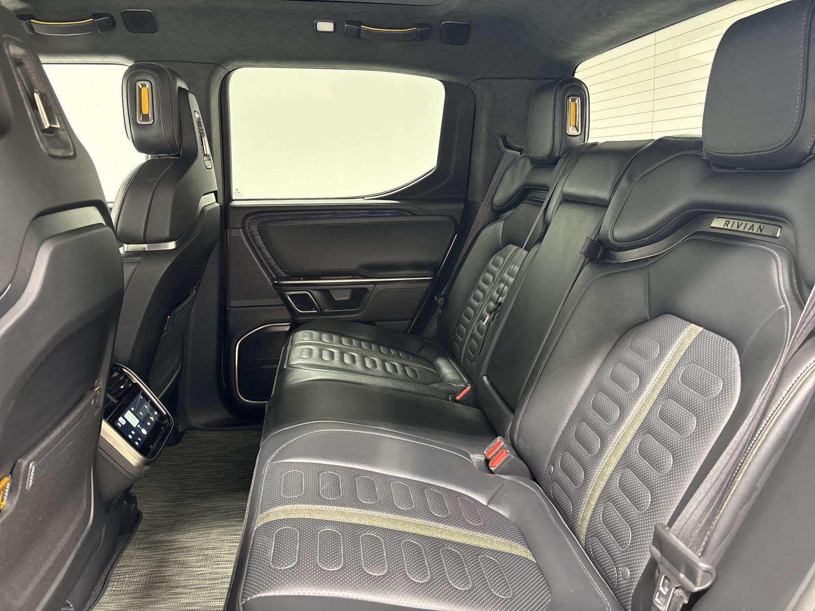 Used 2022 Rivian R1T Launch Edition AWD/4WD image 21