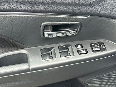 Used 2024 Mitsubishi Outlander Sport ES AWD/4WD image 15
