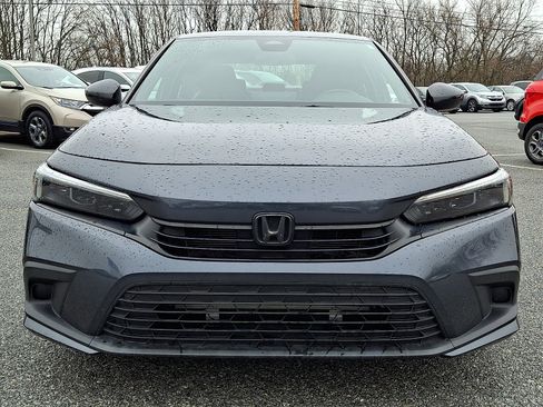 Used 2023 Honda Civic Sport image 2