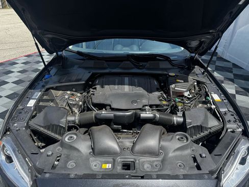 Used 2015 Jaguar XJ L Portfolio AWD/4WD image 45