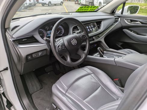 Used 2018 Buick Enclave Premium w/ Trailering Package AWD/4WD image 11